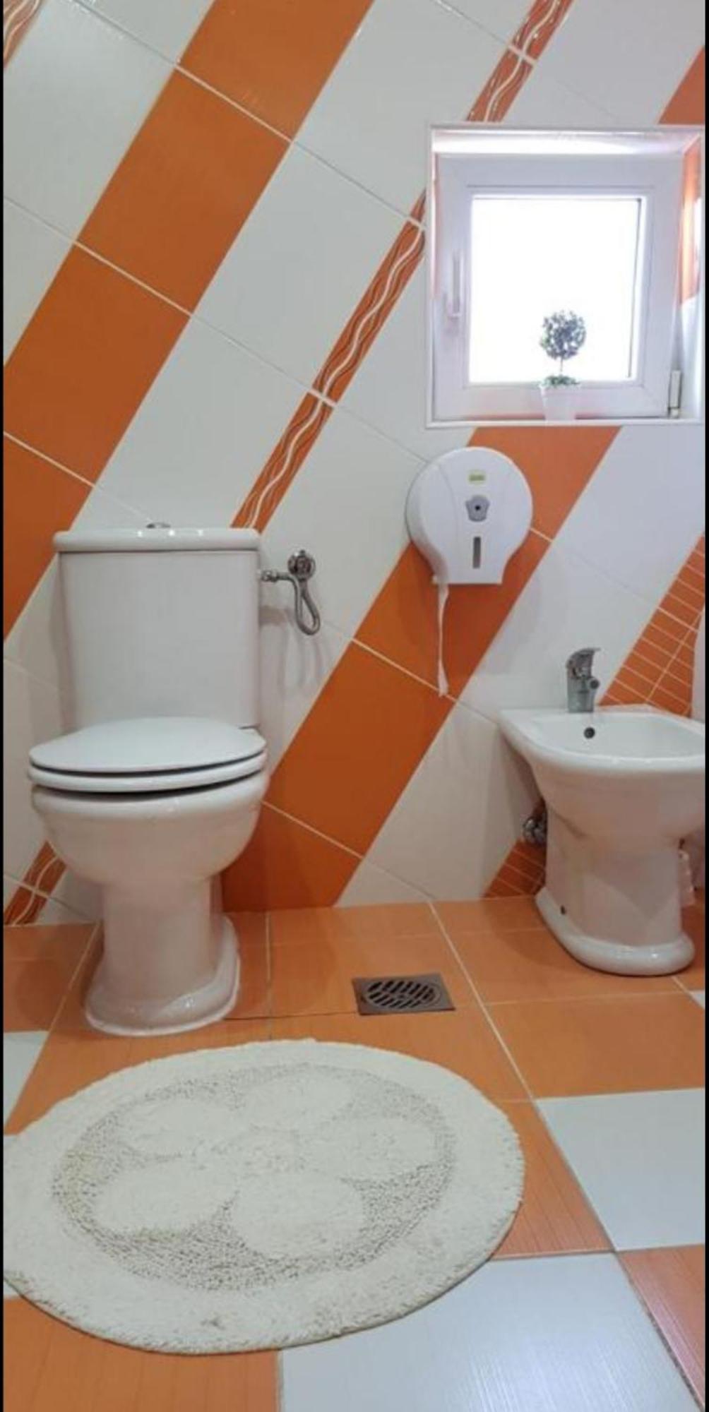 Lux Apartments With Pool Dex Zemun Polje Bagian luar foto